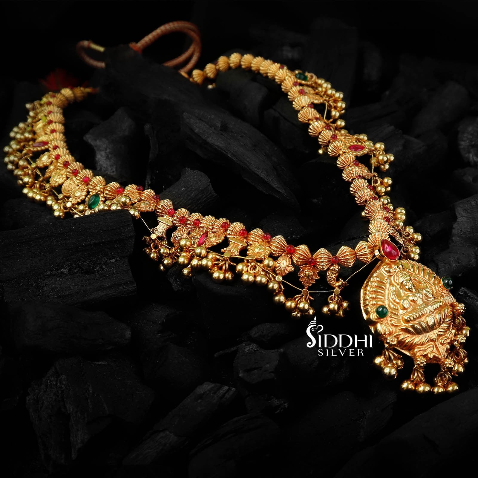 Gold plated silver kolhapuri saaj