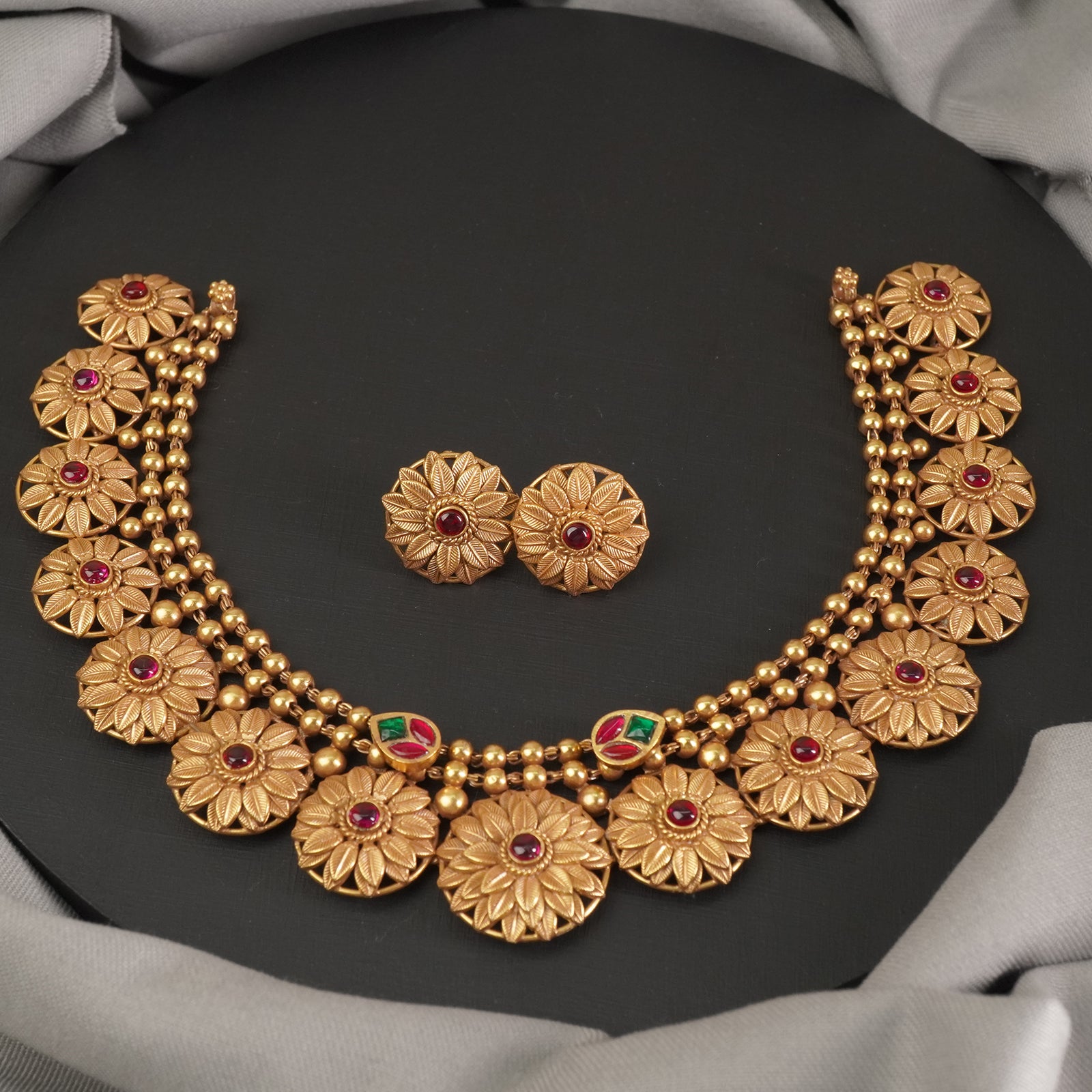 gold plated antique finish silver necklace design