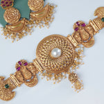 close lookup of simple gold plated choker design 