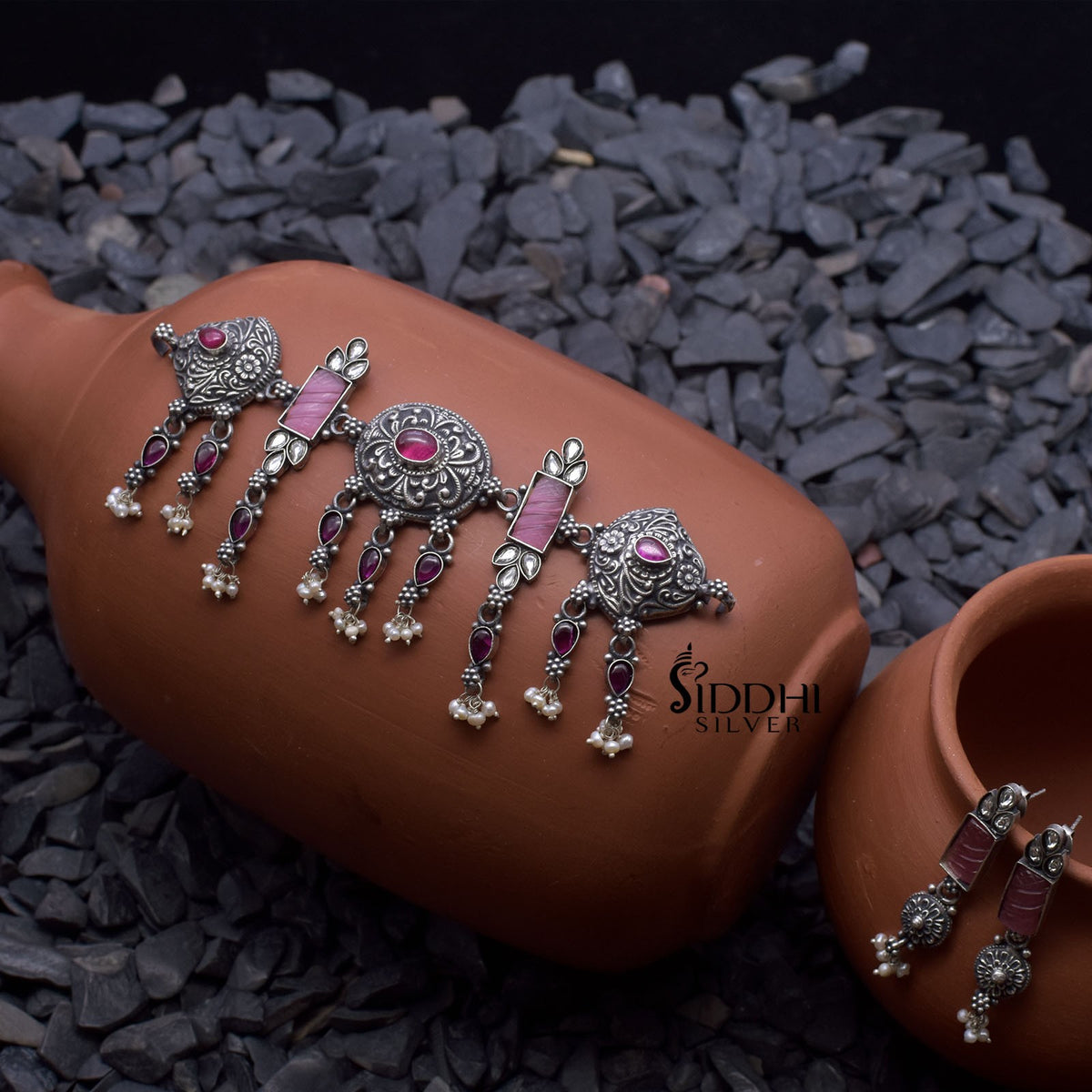 Handmade Silver Choker With pink carving & earrings