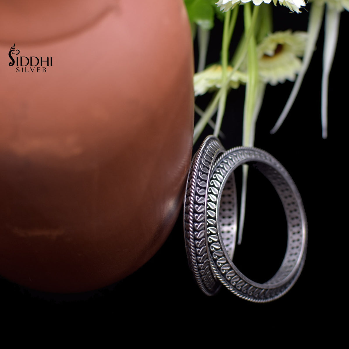 Silver thoda bangles