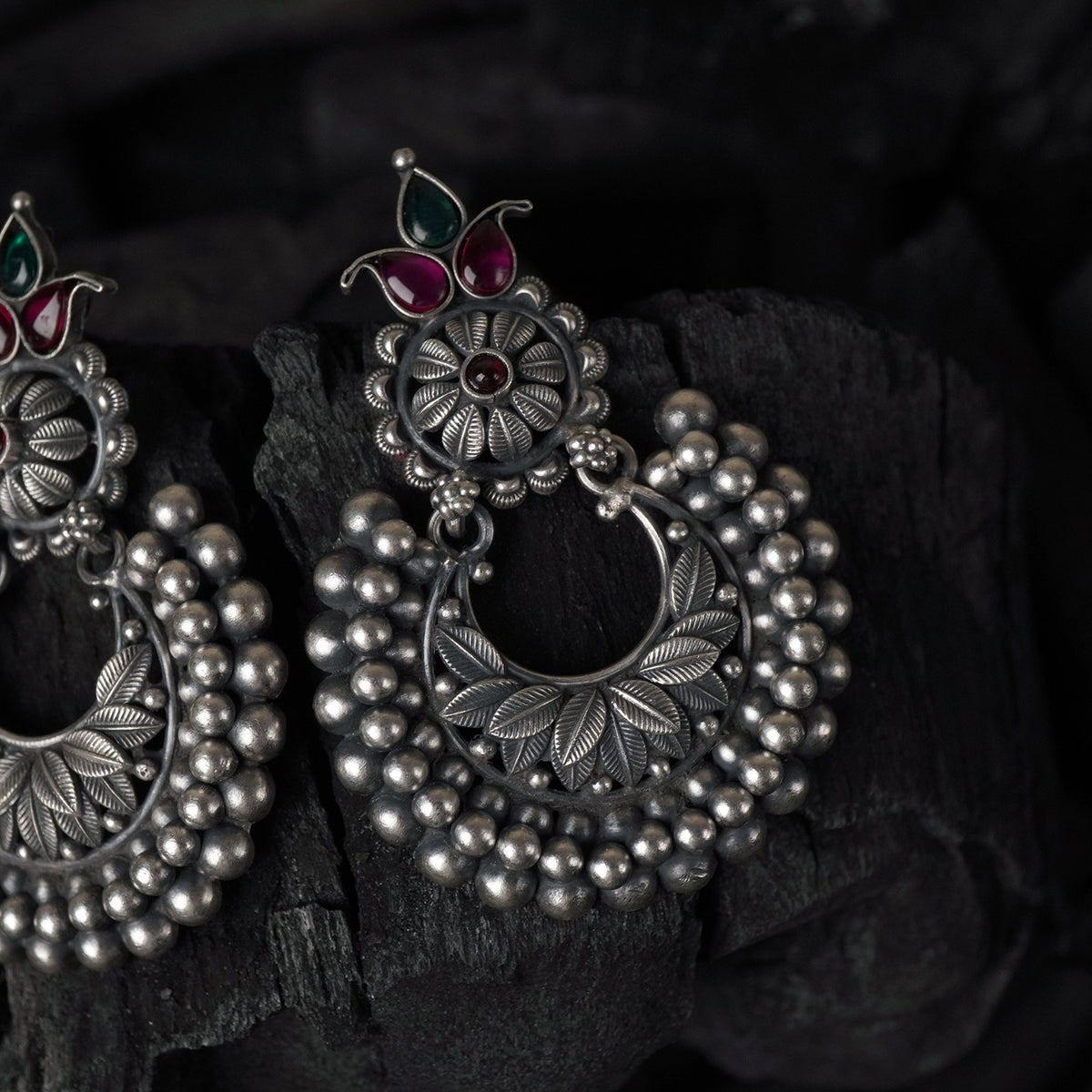 silver jhumki with flower cutting