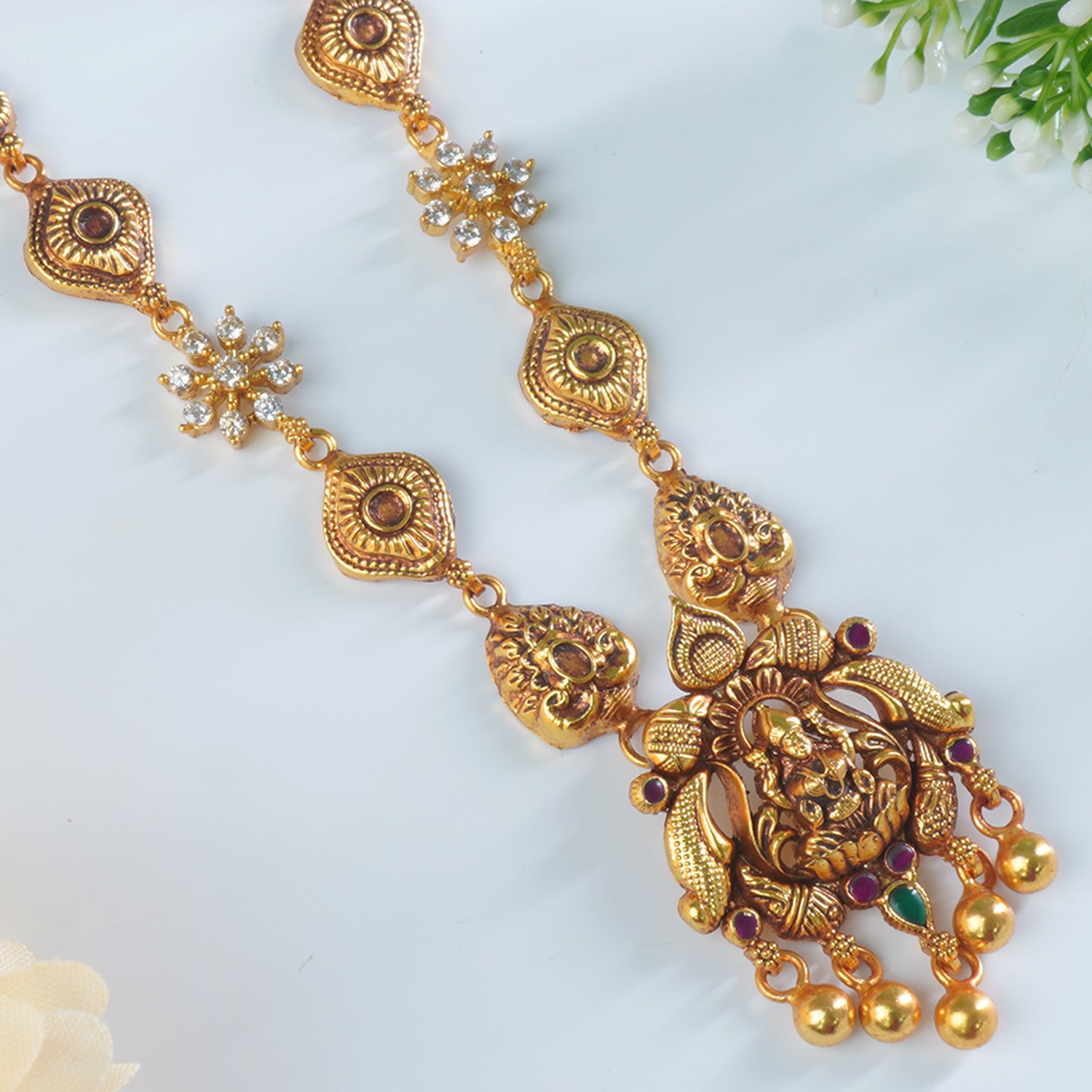 Silver Antique Gold Plated Short Necklaces Online