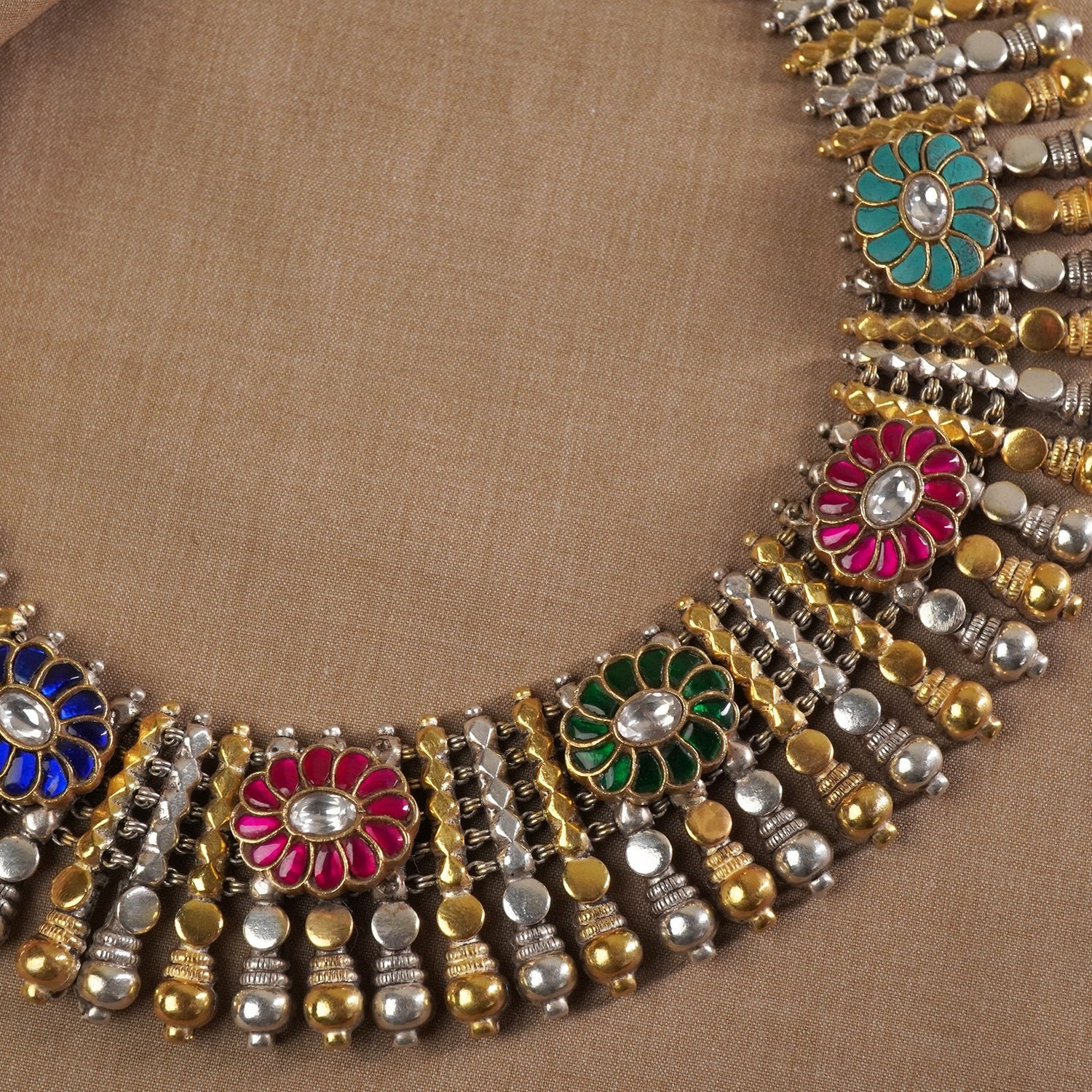 Dual Tone Tribal Finish Jadau Kundan Necklace