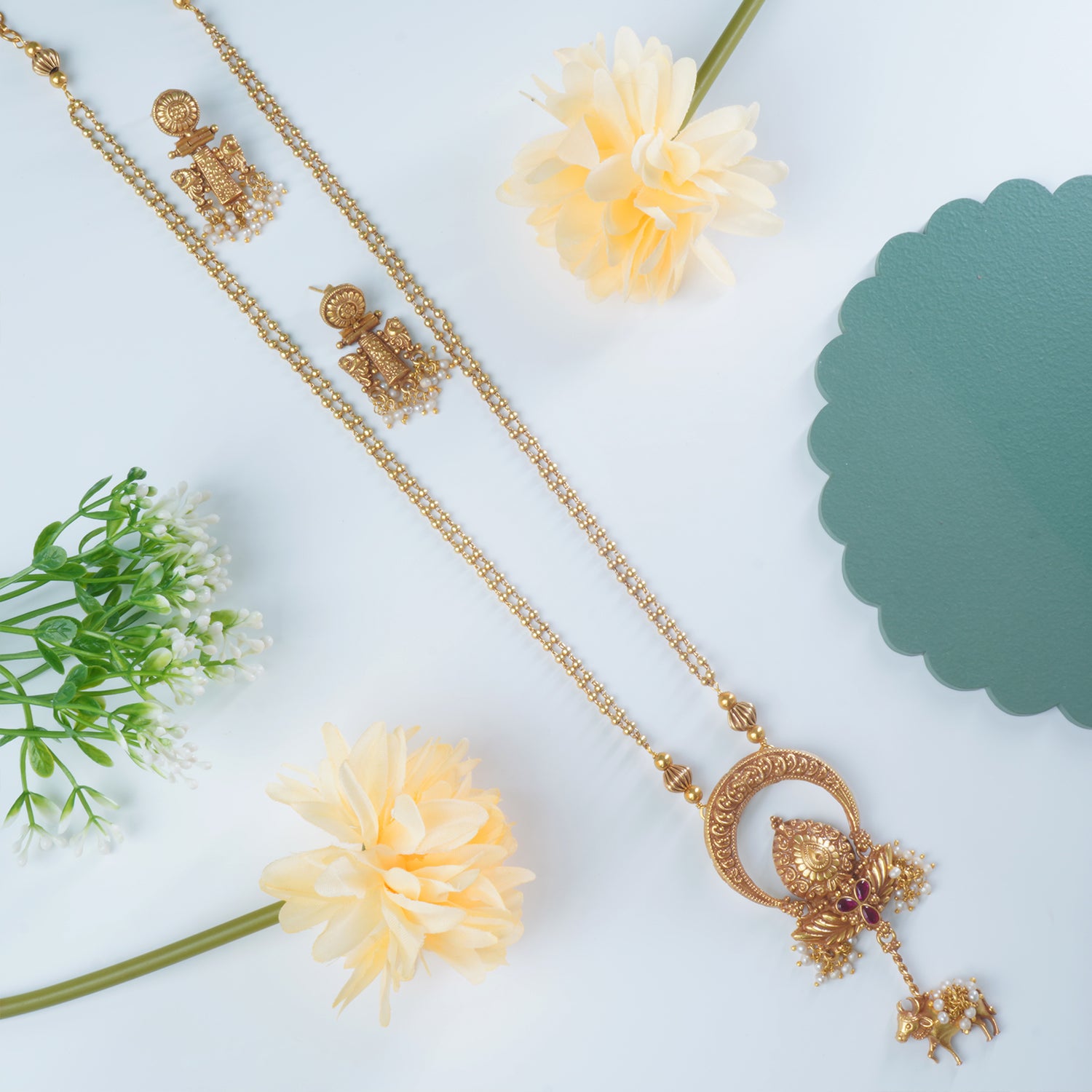 Long  Antique Matt Gold Plated Silver Necklace With Earrings