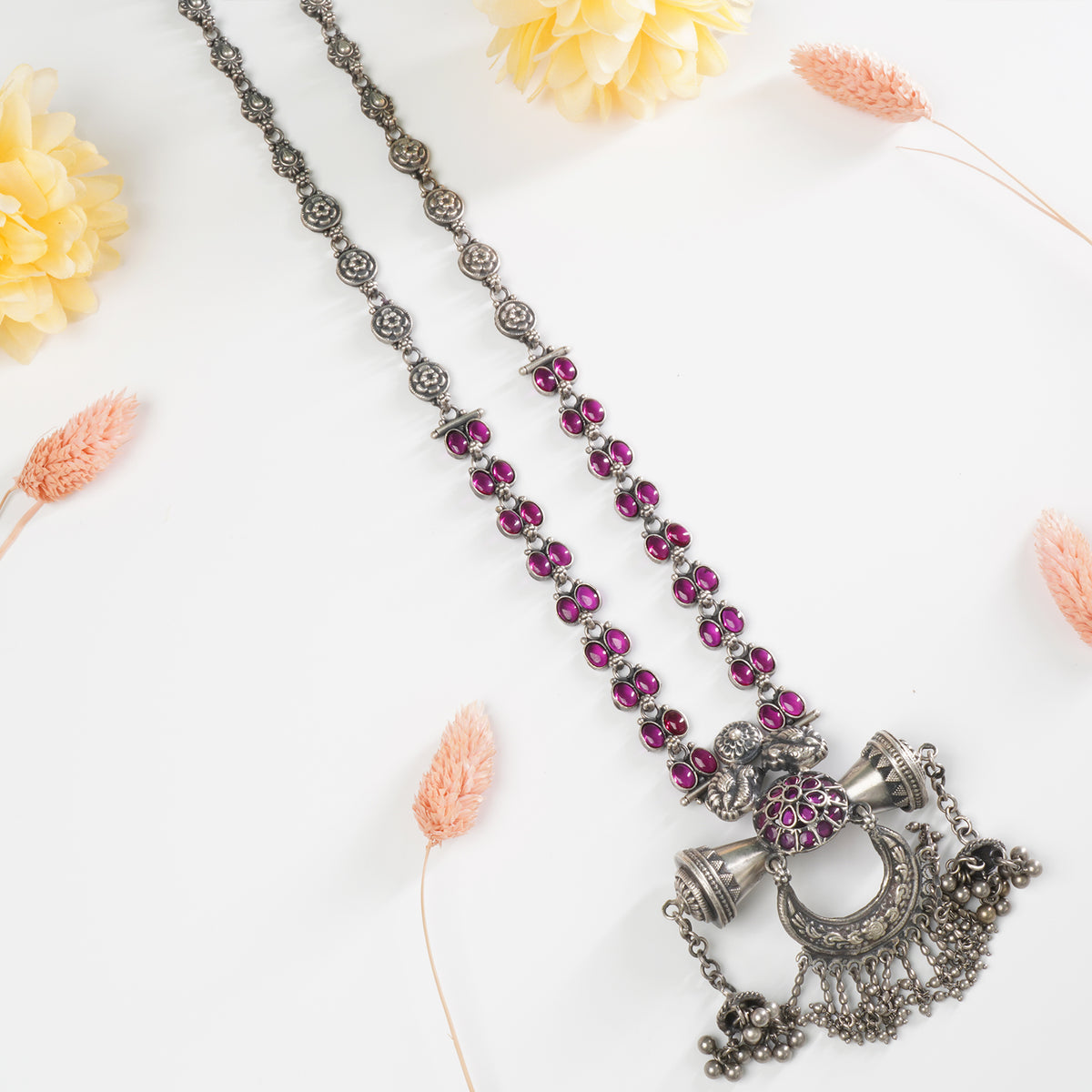 Pure 925 silver long necklace with unique chain design for Navaree saree and Maharashtrian wedding look
