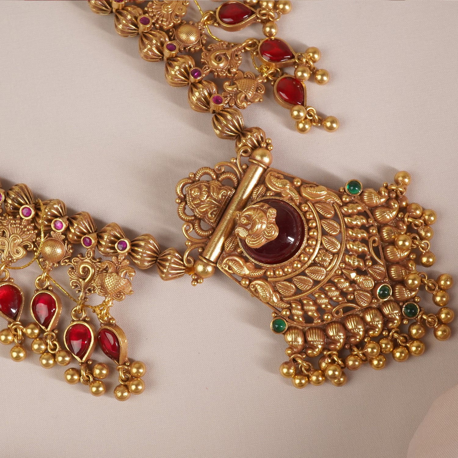 Regal Antique Gold Plated Silver Kolhapuri Saaj