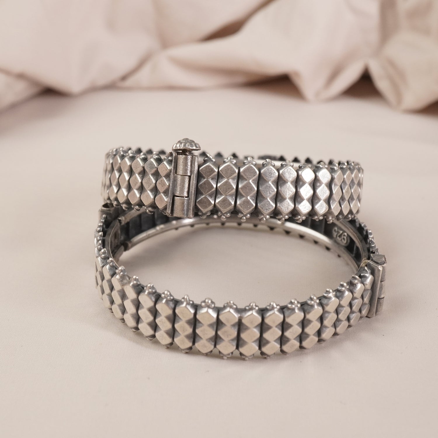 Silver Kanthi Mani Bangles
