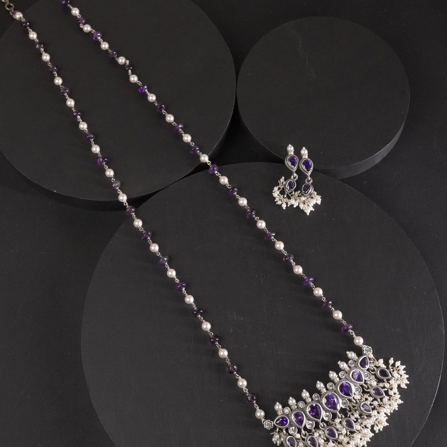 Silver Amethyst Tanmani With Amethyst Pearl Chain