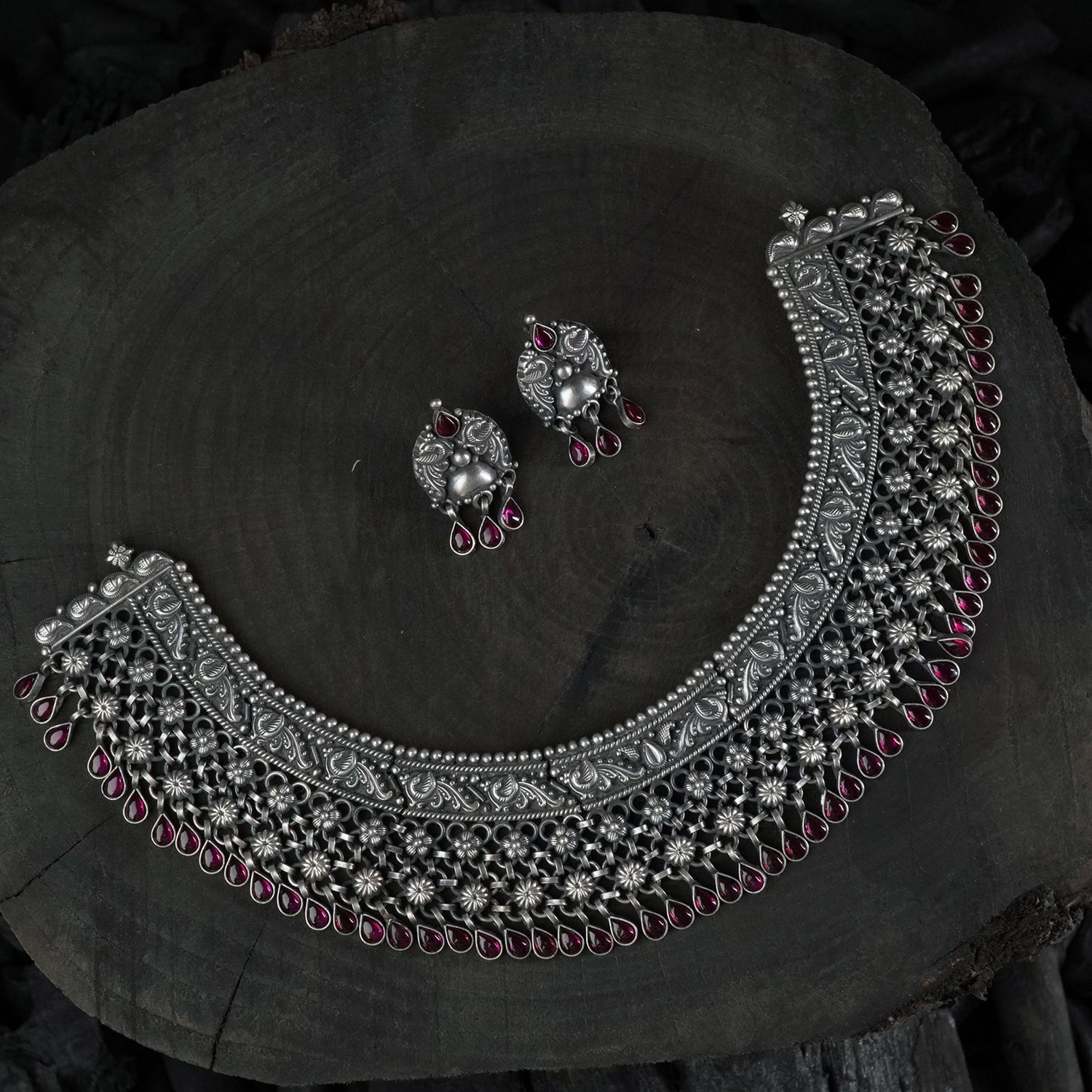 silverc chattai laffa necklace