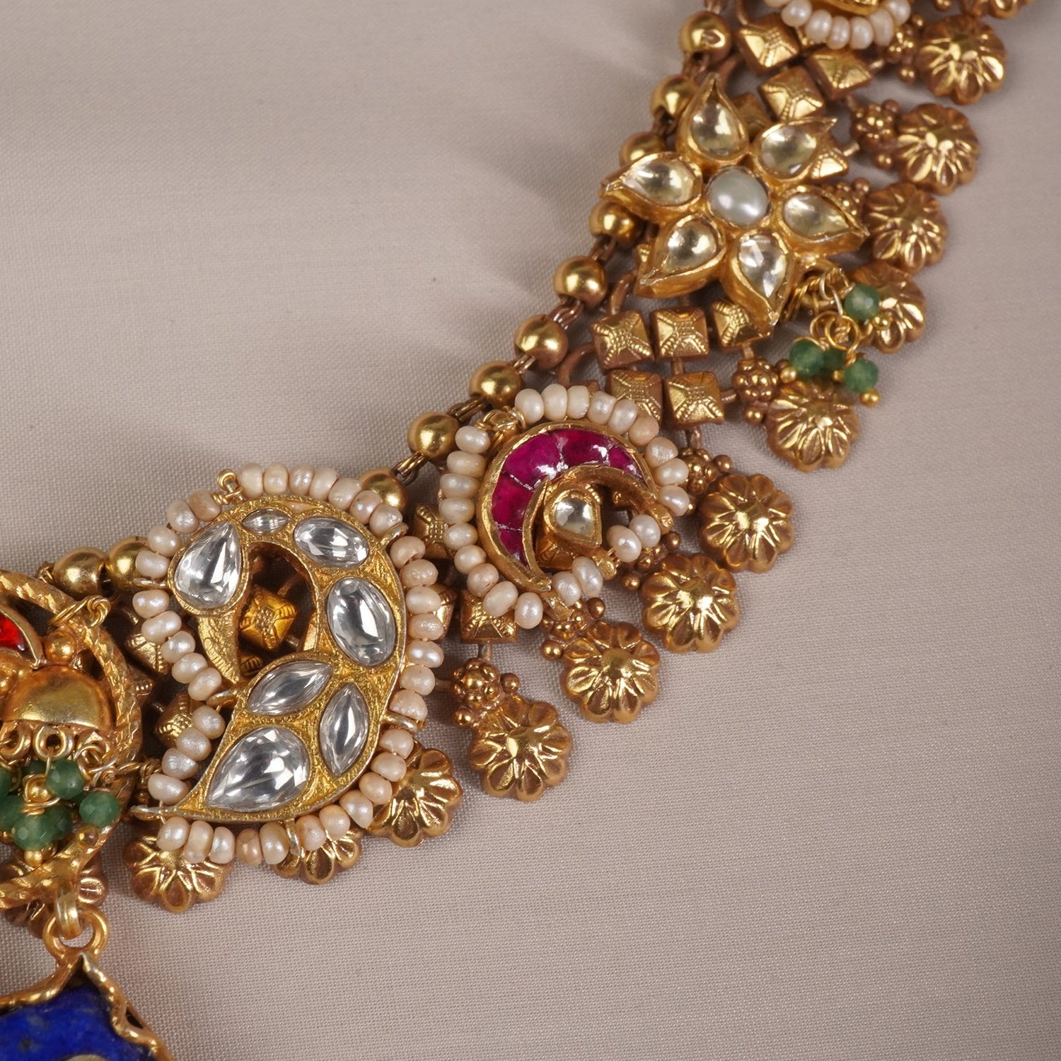 silver peacock kundan piece