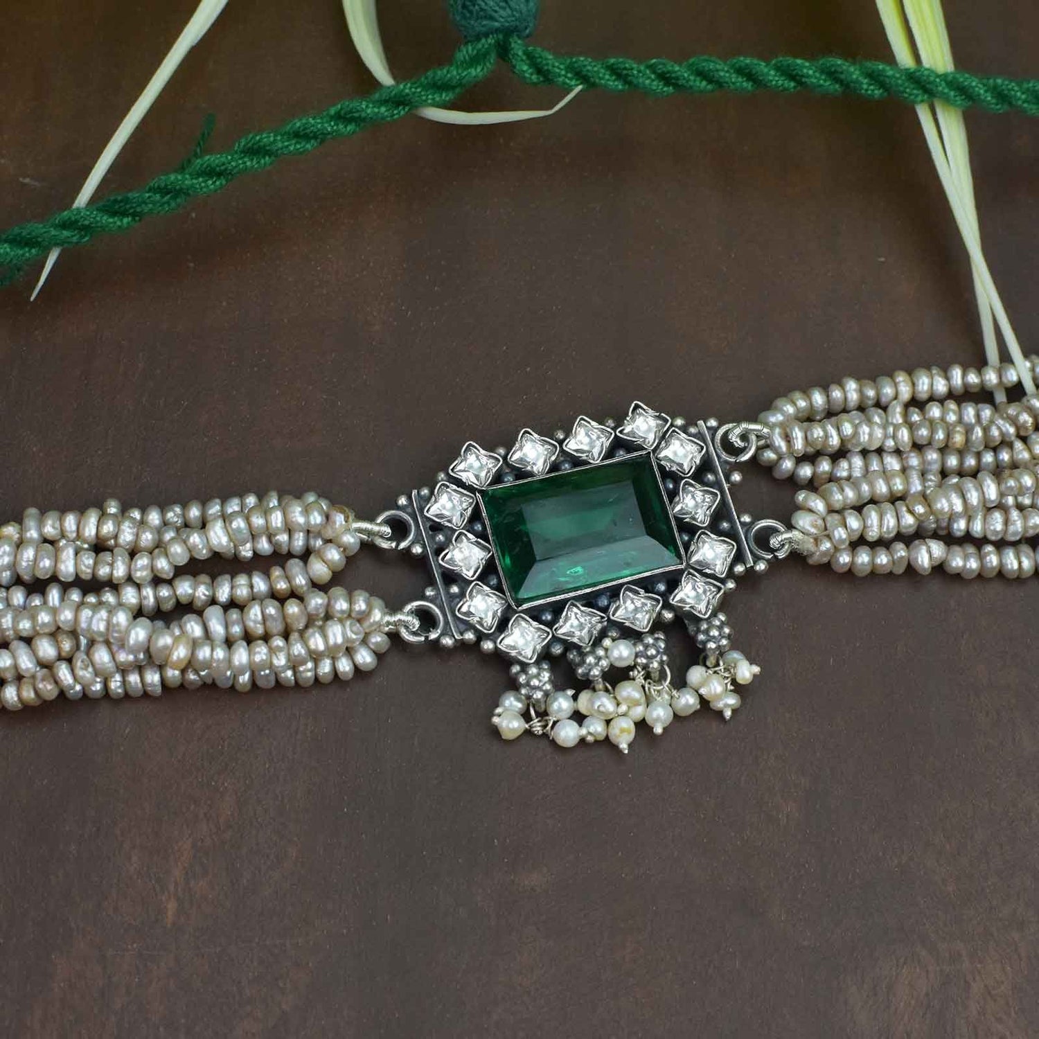 silver green kundan pendant