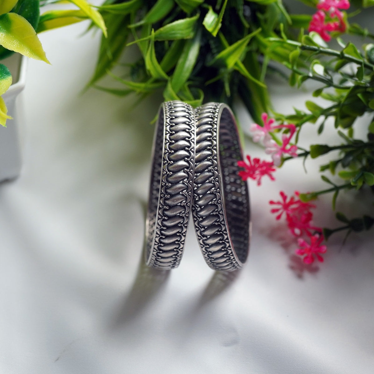 silver thoda bangles set