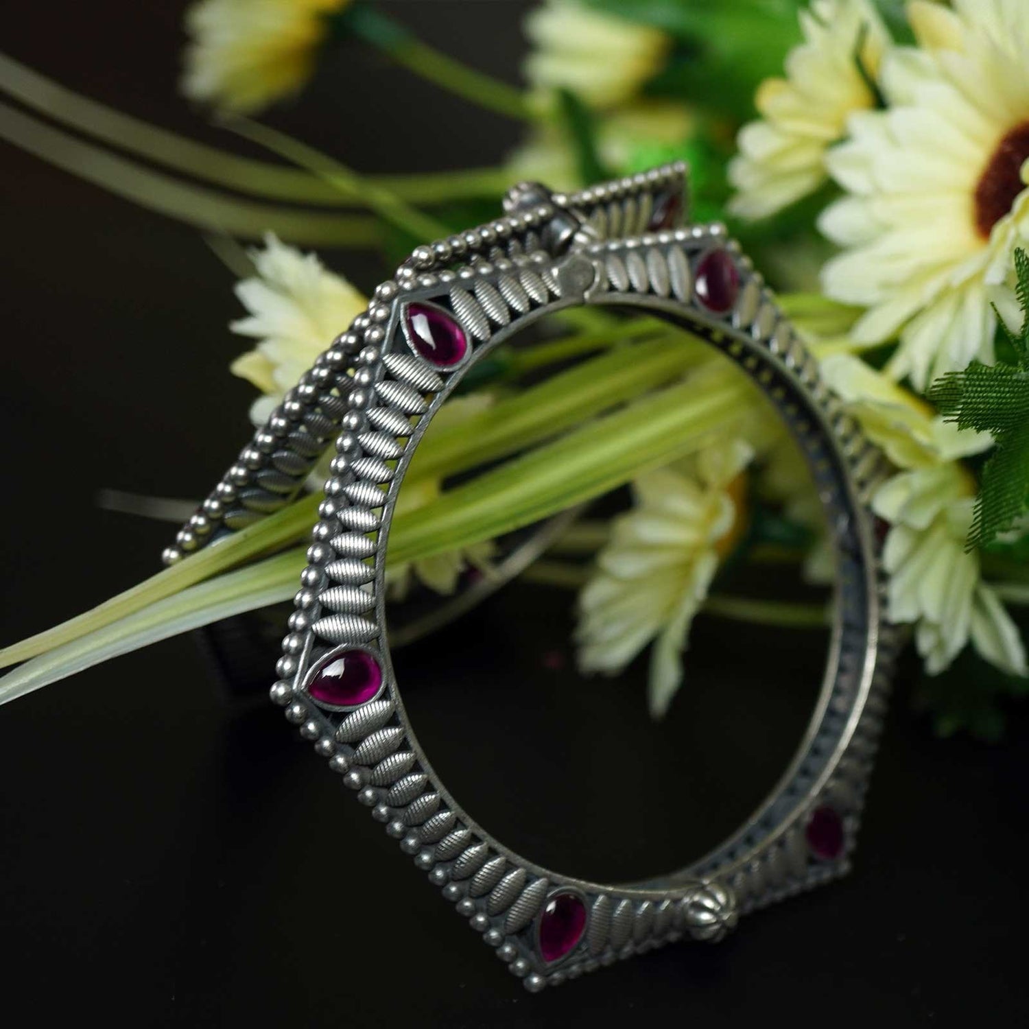 Silver shatkon koyri bangles (Pair)