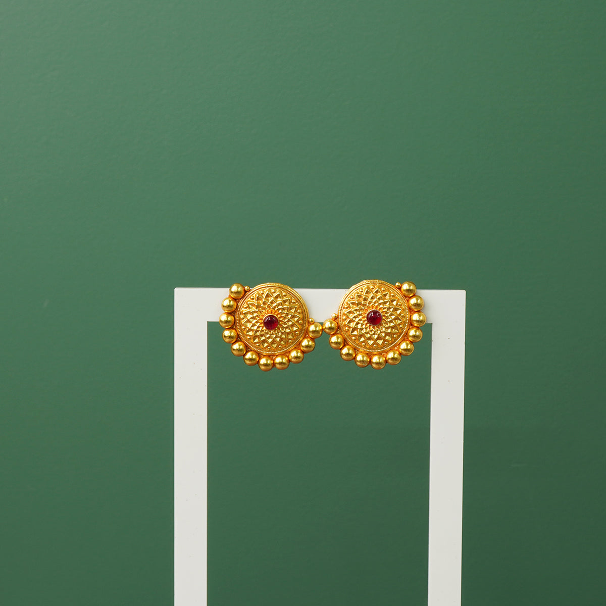 Pure 925 Silver Gold Plated Flower Shaped Earrings Gheru Finish