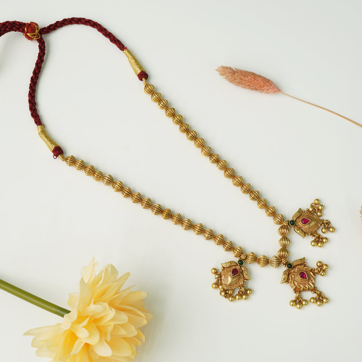 Pure Silver Antique Gold Plated Mala With Saaj Paan Pieces