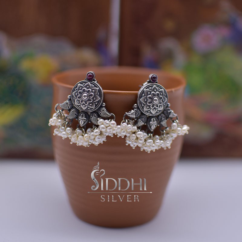 Suryaful koyri earrings moti