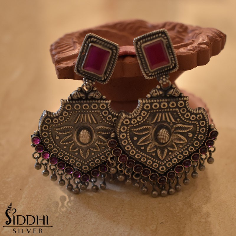 Tribal Zhumki Red